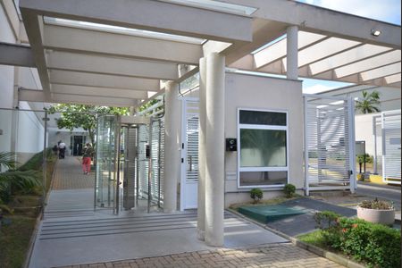 Apartamento à venda com 92m², 2 quartos e 1 vagaPortaria