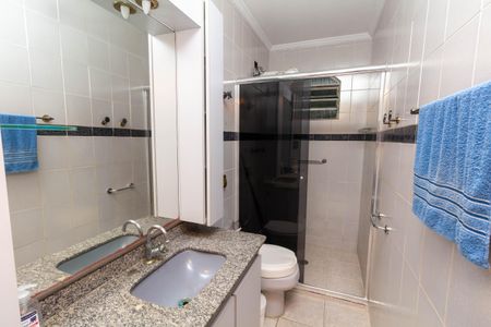 Casa à venda com 130m², 4 quartos e 2 vagas Casa à venda com 130m², 4 quartos e 2 vagasBanheiro Social