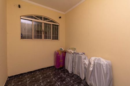 Casa à venda com 130m², 4 quartos e 2 vagas Casa à venda com 130m², 4 quartos e 2 vagasQuarto 3