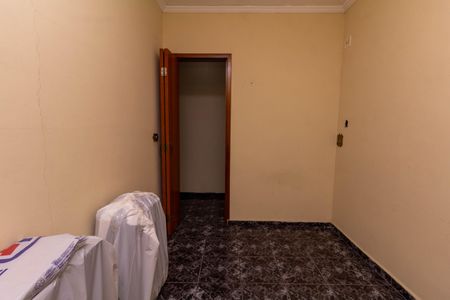 Casa à venda com 130m², 4 quartos e 2 vagas Casa à venda com 130m², 4 quartos e 2 vagasQuarto 3