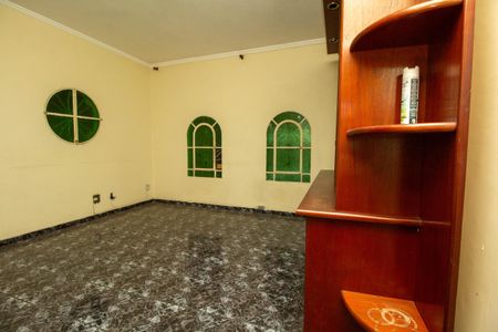 Casa à venda com 130m², 4 quartos e 2 vagas Casa à venda com 130m², 4 quartos e 2 vagasSala