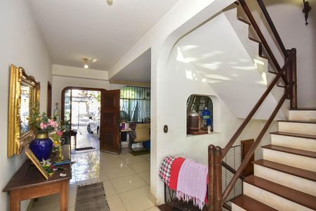 Casa à venda com 440m², 5 quartos e 2 vagasHall de Entrada