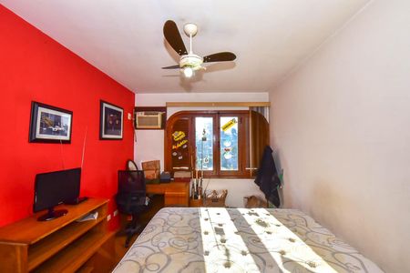 Casa à venda com 440m², 5 quartos e 2 vagasQuarto 2