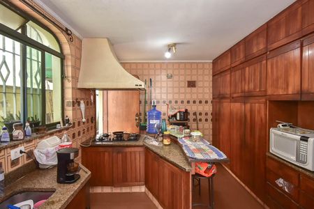 Casa à venda com 440m², 5 quartos e 2 vagasCozinha