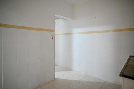 Casa à venda com 70m², 2 quartos e sem vaga Casa à venda com 70m², 2 quartos e sem vagaCozinha