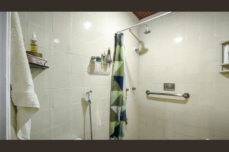 Apartamento à venda com 58m², 1 quarto e 1 vagaBanheiro Corredor