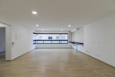 Apartamento para alugar com 90m², 2 quartos e 2 vagas Apartamento para alugar com 90m², 2 quartos e 2 vagasSala