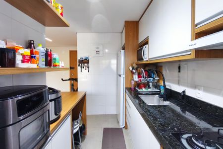 Apartamento à venda com 56m², 2 quartos e 1 vaga Apartamento à venda com 56m², 2 quartos e 1 vagaCozinha