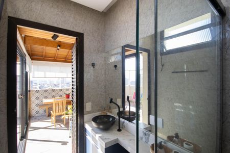 Apartamento à venda com 105m², 2 quartos e 1 vagaBanheiro 2