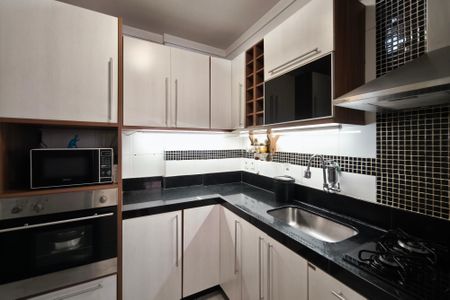Apartamento à venda com 57m², 2 quartos e 1 vagaCozinha