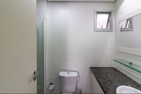 Apartamento à venda com 65m², 2 quartos e 1 vaga Apartamento à venda com 65m², 2 quartos e 1 vagaBanheiro Social
