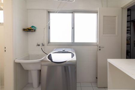 Apartamento à venda com 65m², 2 quartos e 1 vaga Apartamento à venda com 65m², 2 quartos e 1 vagaÁrea de Serviço