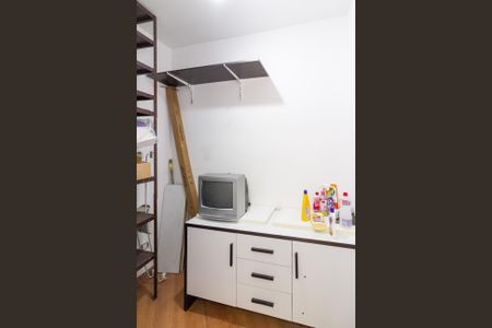 Apartamento à venda com 65m², 2 quartos e 1 vaga Apartamento à venda com 65m², 2 quartos e 1 vagaQuarto de Serviço
