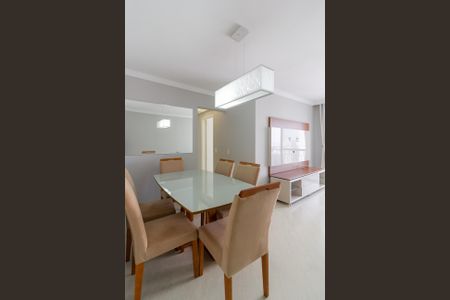 Apartamento à venda com 65m², 2 quartos e 1 vaga Apartamento à venda com 65m², 2 quartos e 1 vagaSala de Jantar