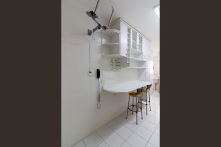 Apartamento à venda com 65m², 2 quartos e 1 vaga Apartamento à venda com 65m², 2 quartos e 1 vagaCozinha