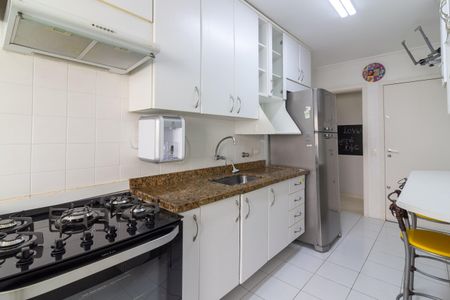 Apartamento à venda com 65m², 2 quartos e 1 vaga Apartamento à venda com 65m², 2 quartos e 1 vagaCozinha