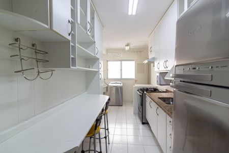 Apartamento à venda com 65m², 2 quartos e 1 vaga Apartamento à venda com 65m², 2 quartos e 1 vagaCozinha