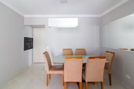 Apartamento à venda com 65m², 2 quartos e 1 vaga Apartamento à venda com 65m², 2 quartos e 1 vagaSala de Jantar