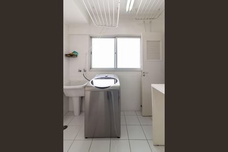 Apartamento à venda com 65m², 2 quartos e 1 vaga Apartamento à venda com 65m², 2 quartos e 1 vagaÁrea de Serviço