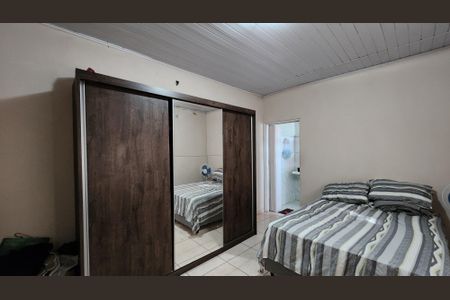 Casa à venda com 250m², 3 quartos e 2 vagasSuíte