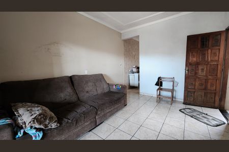 Casa à venda com 250m², 3 quartos e 2 vagasSala