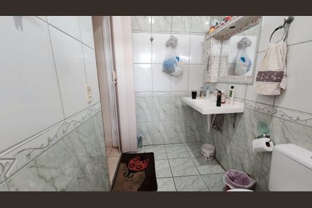 Casa à venda com 250m², 3 quartos e 2 vagasBanheiro da Suíte