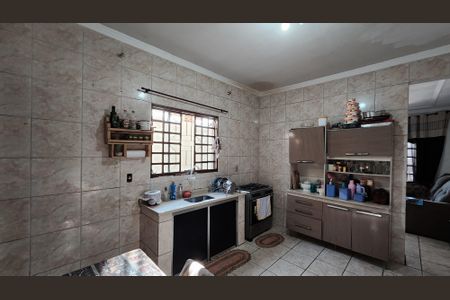 Casa à venda com 250m², 3 quartos e 2 vagasCozinha