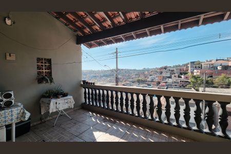 Casa à venda com 250m², 3 quartos e 2 vagasVaranda