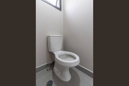 Apartamento para alugar com 35m², 1 quarto e sem vagaBanheiro da Suíte