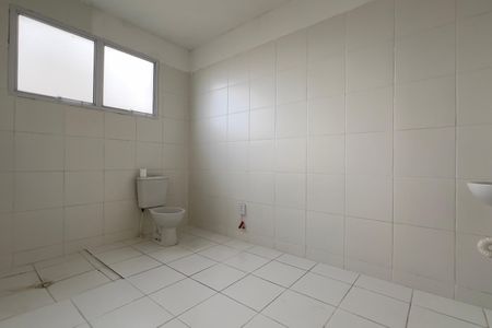 Banheiro de apartamento para alugar com 1 quarto, 42m² em Vila Nova Bonsucesso, Guarulhos