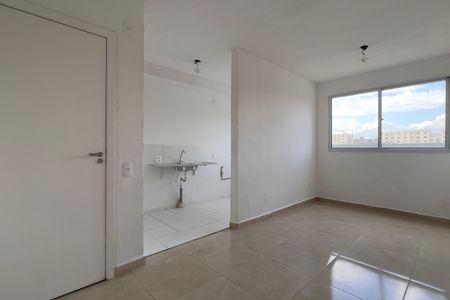 Sala de apartamento para alugar com 1 quarto, 42m² em Vila Nova Bonsucesso, Guarulhos