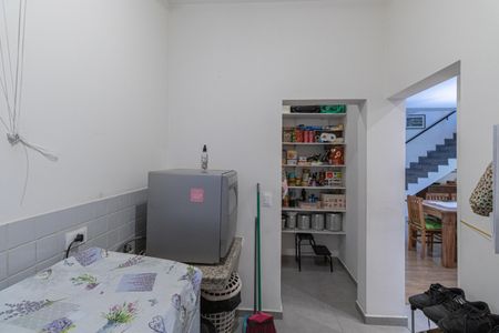 Casa à venda com 465m², 4 quartos e 3 vagas Casa à venda com 465m², 4 quartos e 3 vagasÁrea de Serviço