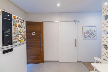 Casa à venda com 465m², 4 quartos e 3 vagas Casa à venda com 465m², 4 quartos e 3 vagasCozinha