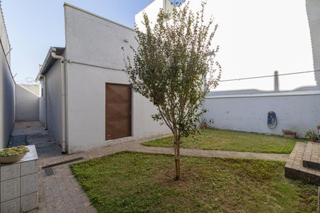 Casa à venda com 465m², 4 quartos e 3 vagas Casa à venda com 465m², 4 quartos e 3 vagasQuintal