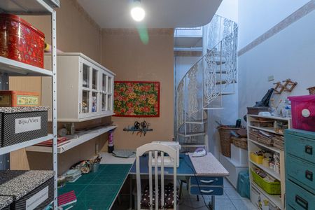 Casa à venda com 465m², 4 quartos e 3 vagas Casa à venda com 465m², 4 quartos e 3 vagasQuarto de Serviço