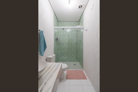 Casa à venda com 465m², 4 quartos e 3 vagas Casa à venda com 465m², 4 quartos e 3 vagasBanheiro de Serviço