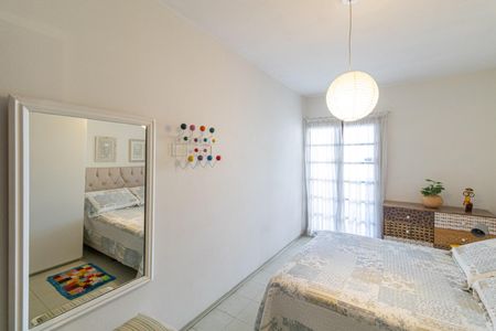 Casa à venda com 465m², 4 quartos e 3 vagas Casa à venda com 465m², 4 quartos e 3 vagasQuarto 2