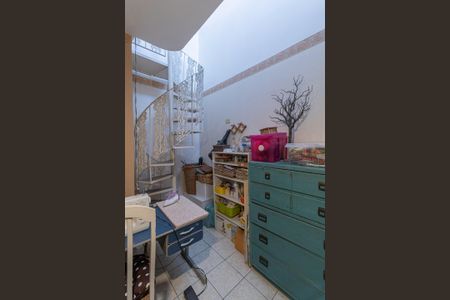 Casa à venda com 465m², 4 quartos e 3 vagas Casa à venda com 465m², 4 quartos e 3 vagasQuarto de Serviço