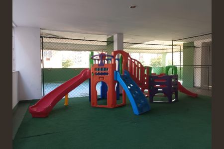 Apartamento à venda com 75m², 2 quartos e 1 vagaÁrea comum - Playground