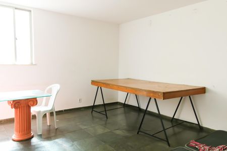 Apartamento à venda com 75m², 2 quartos e 1 vagaÁrea comum - Salão de festas