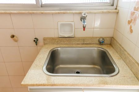 Apartamento à venda com 75m², 2 quartos e 1 vagaÁrea de Serviço