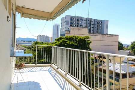 Apartamento à venda com 75m², 2 quartos e 1 vagaVaranda da Sala