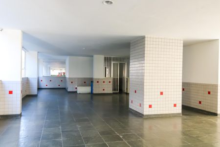 Apartamento à venda com 75m², 2 quartos e 1 vagaÁrea comum