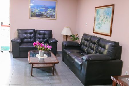 Apartamento à venda com 75m², 2 quartos e 1 vagaPortaria