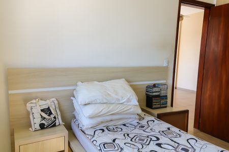 Apartamento à venda com 75m², 2 quartos e 1 vagaQuarto 2