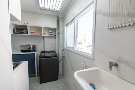 Apartamento à venda com 65m², 2 quartos e 1 vagaÁrea de serviço