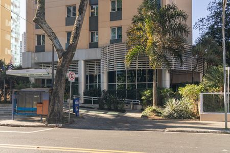 Studio à venda com 26m², 1 quarto e 1 vaga Studio à venda com 26m², 1 quarto e 1 vagaFachada