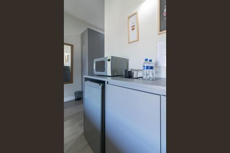 Studio à venda com 26m², 1 quarto e 1 vaga Studio à venda com 26m², 1 quarto e 1 vagaStudio