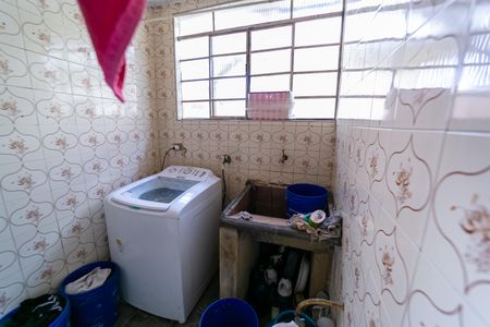 Casa à venda com 203m², 2 quartos e 2 vagas Casa à venda com 203m², 2 quartos e 2 vagasÁrea de Serviço