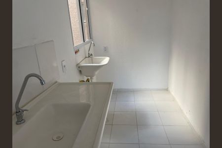 Apartamento para alugar com 37m², 2 quartos e 1 vaga Apartamento para alugar com 37m², 2 quartos e 1 vagaCozinha e Área de Serviço